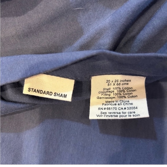 2 Anthropologie ‘Rivulets’ Ruffle Standard Pillow Shams in a dark Medallion Blue - Picture 6 of 16